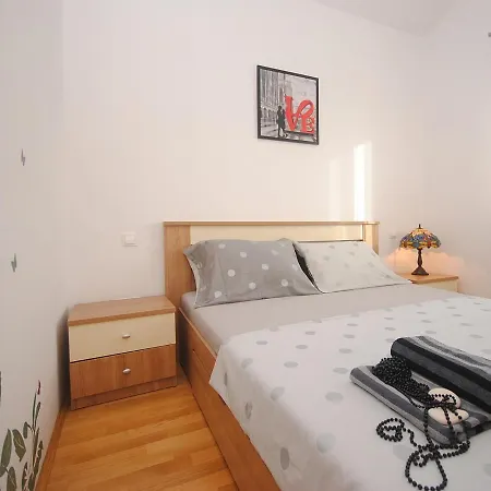 Apartamento With A Parking Space Rogoznica - 17106 *